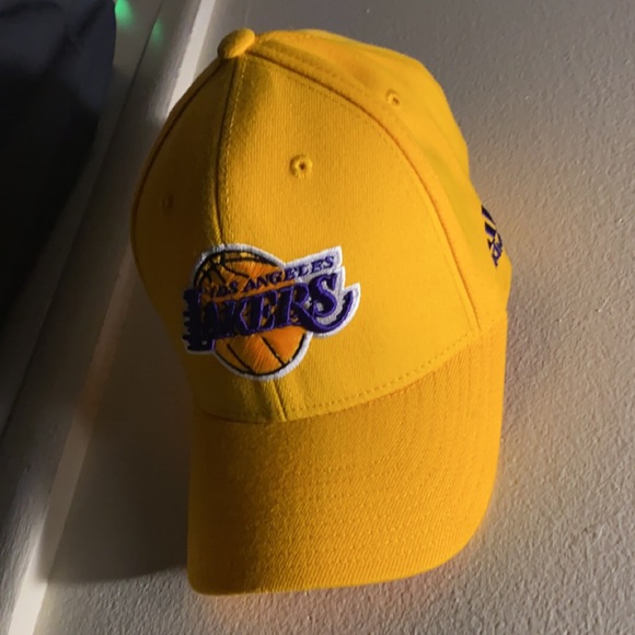 adidas Other - Los Angeles Lakers Hat